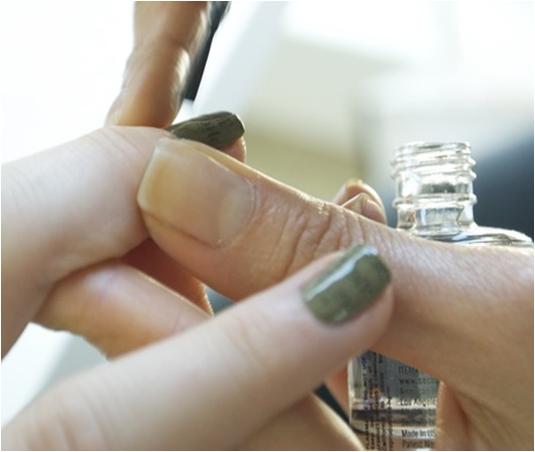 Can You Make Newspaper Nails With Water