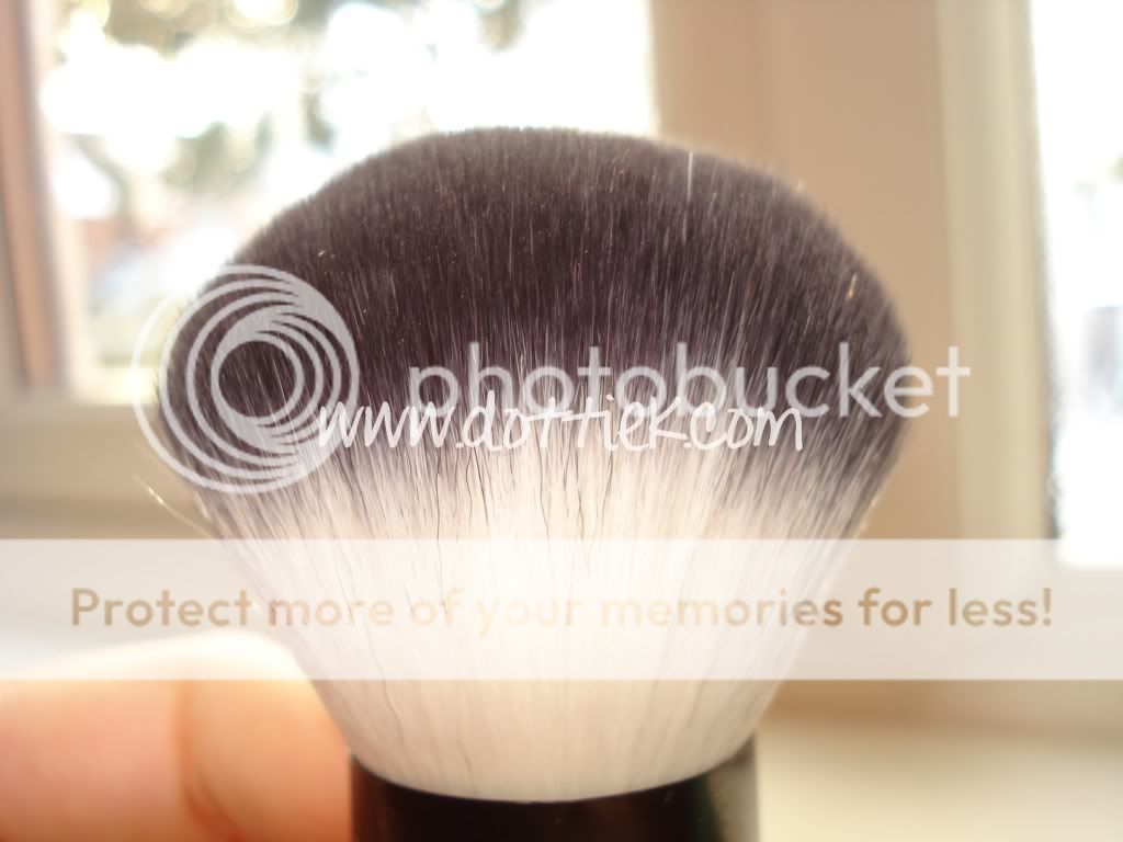 E.l.f. Studio Kabuki Face Brush