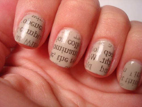 How To Do Newspaper Nails With Water