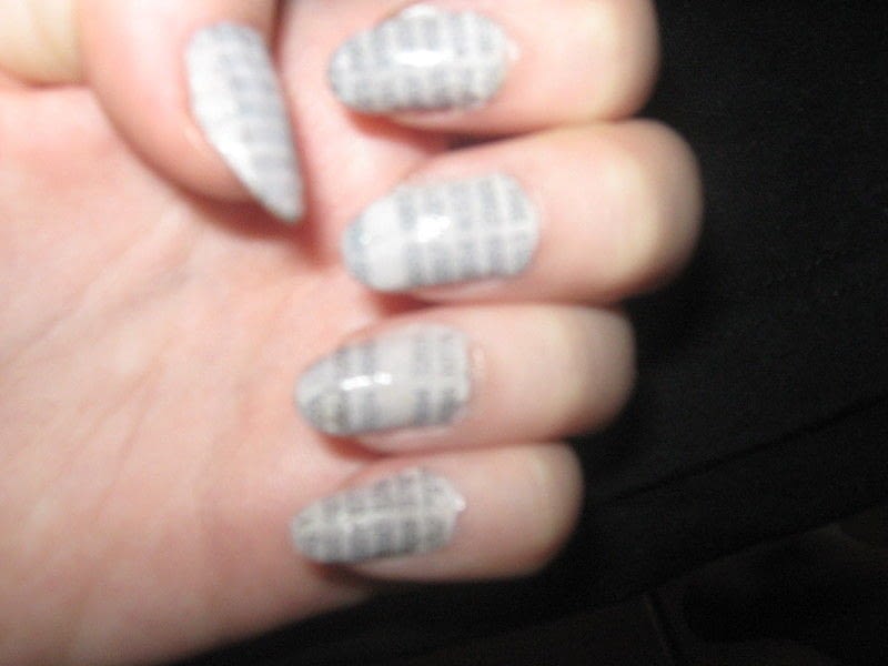 Newspaper Nails